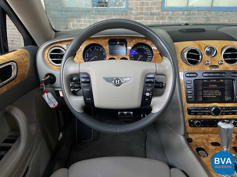 Bentley Continental Flying Spur 6.0 W12 560 PS 2006.