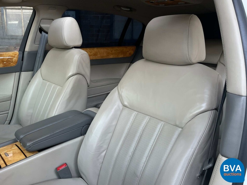 Bentley Continental Flying Spur 6.0 W12 560 PS 2006.