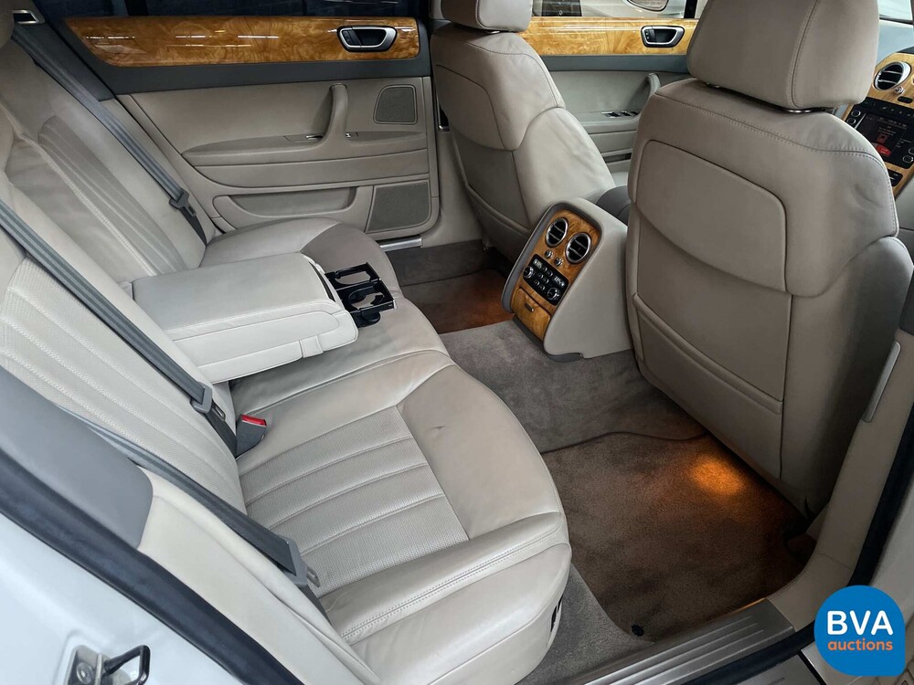Bentley Continental Flying Spur 6.0 W12 560 PS 2006.