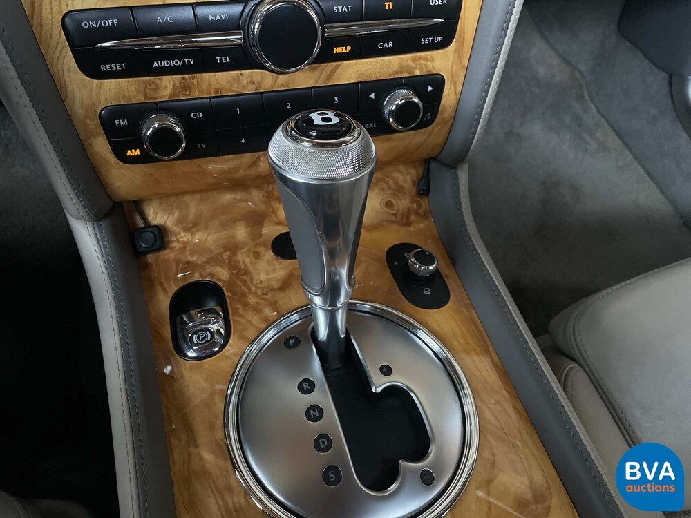 Bentley Continental Flying Spur 6.0 W12 560 PS 2006.