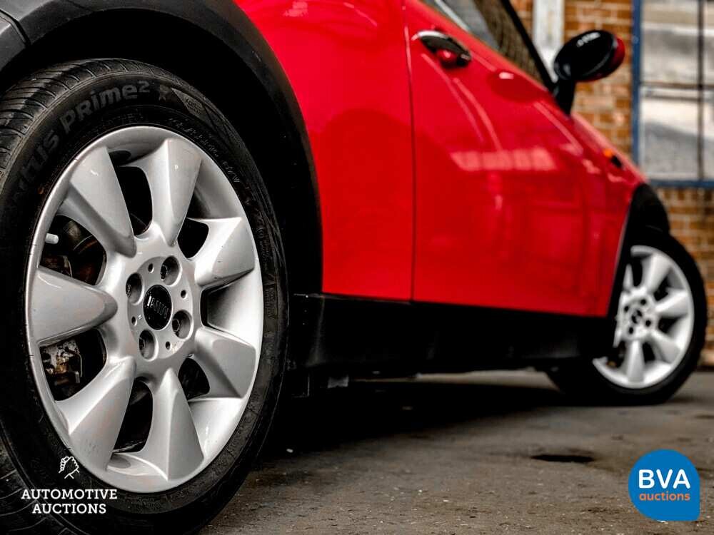 Mini Cabrio 1.6 Cooper Chili 116pk 2004 -Org. NL-, 87-PP-LN.