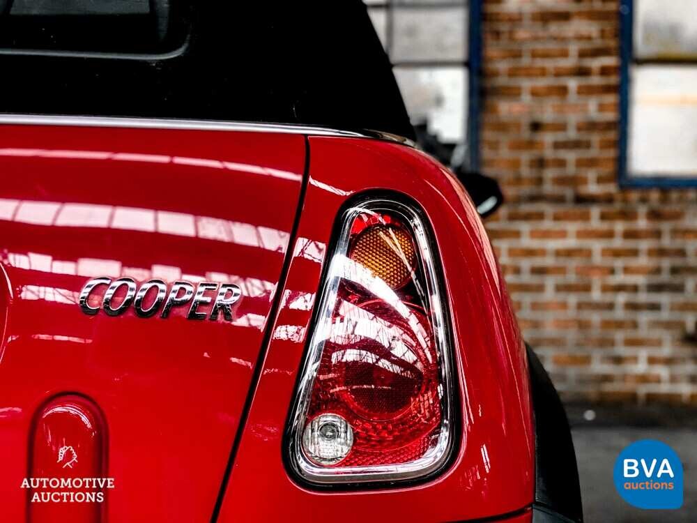 Mini Cabrio 1.6 Cooper Chili 116pk 2004 -Org. NL-, 87-PP-LN.