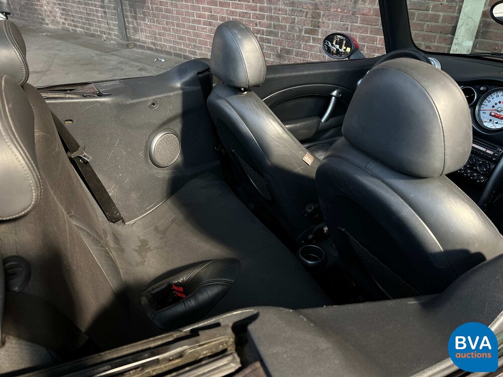 Mini Cabrio 1.6 Cooper Chili 116pk 2004 -Org. NL-, 87-PP-LN.