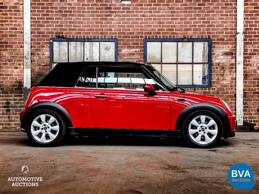 Mini Cabrio 1.6 Cooper Chili 116pk 2004 -Org. NL-, 87-PP-LN.