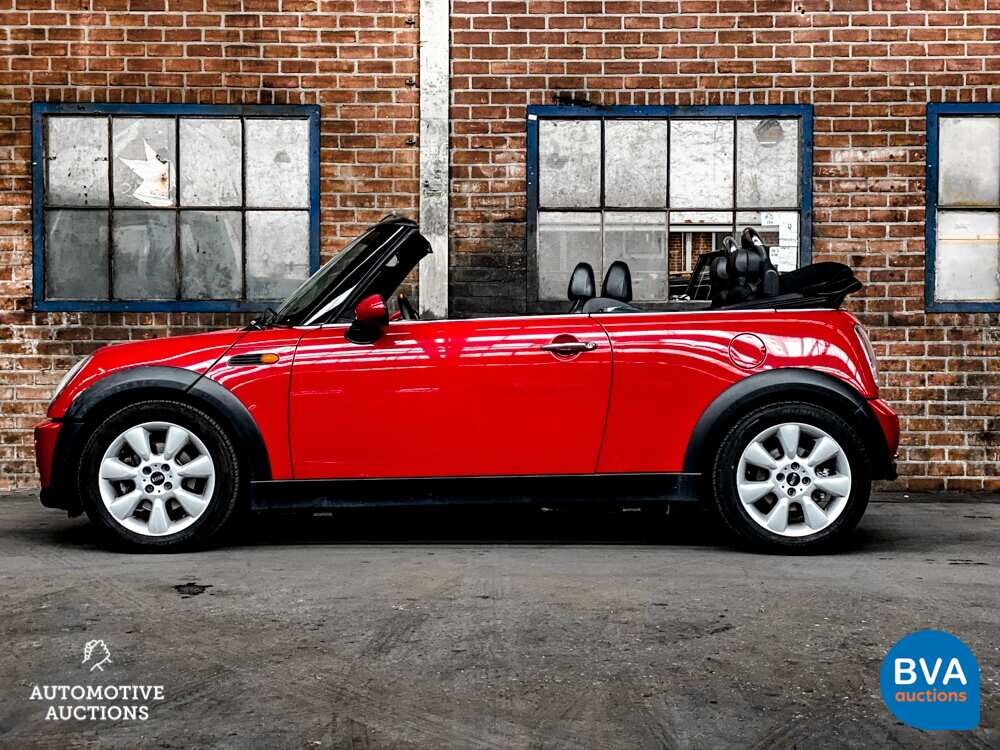 Mini Cabrio 1.6 Cooper Chili 116pk 2004 -Org. NL-, 87-PP-LN.