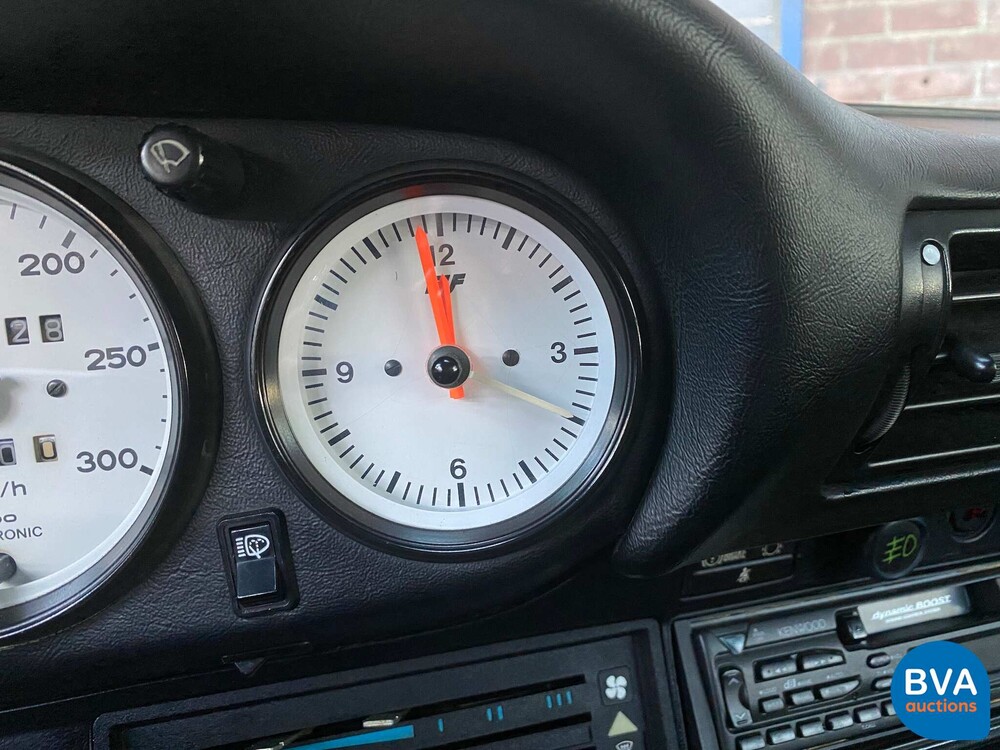 Porsche 911 Carrera 3.2 Coupé RUF CTR 1986.