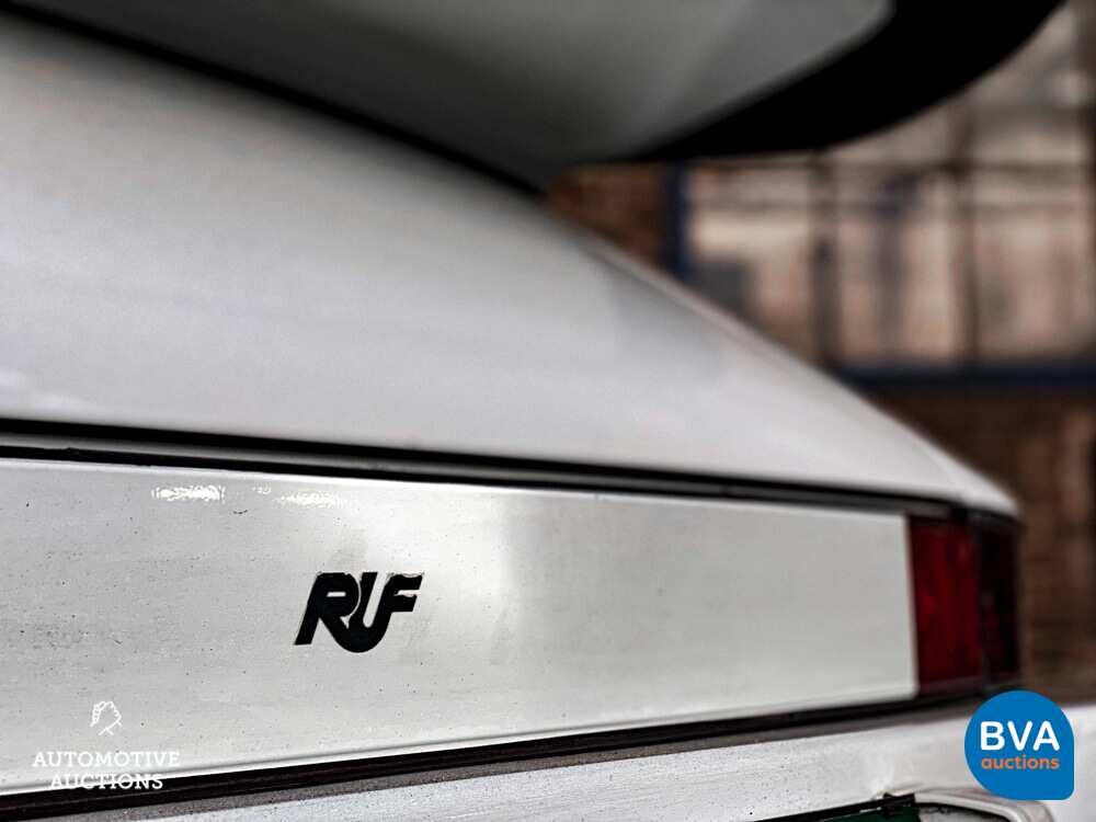 Porsche 911 Carrera 3.2 Coupé RUF CTR 1986.