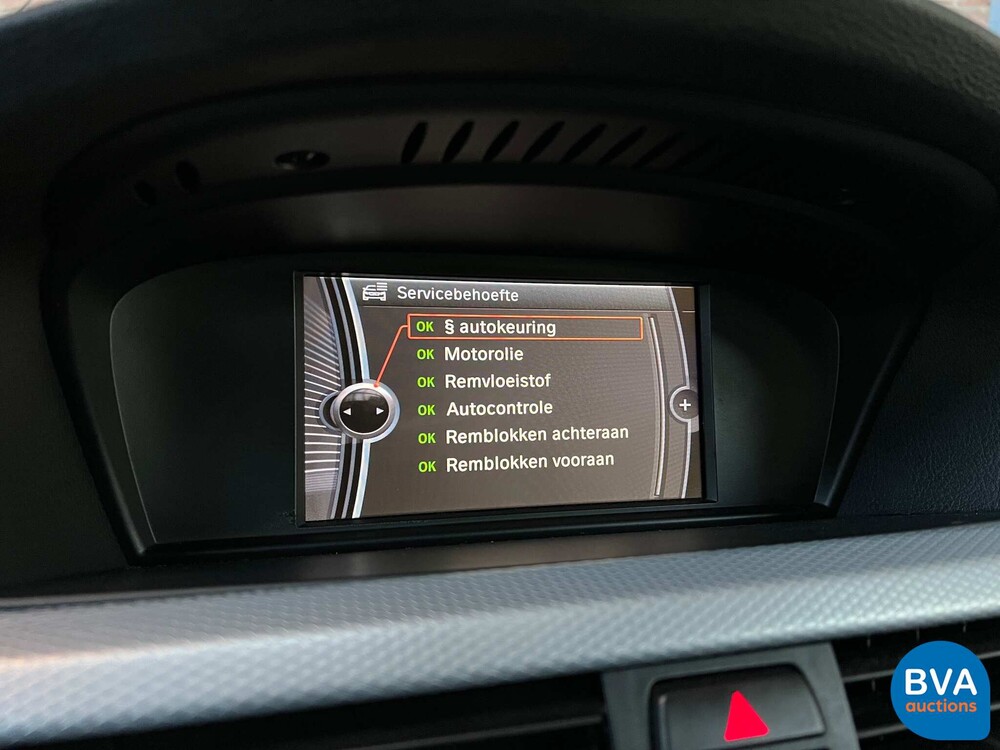 BMW 318i M-Sport 3er Reihe 143PS 2010 -Org. NL-, 98-LJH-2.