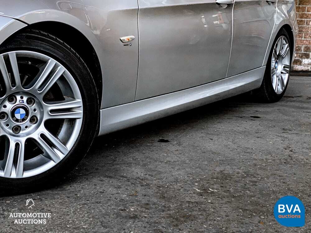 BMW 318i M-Sport 3er Reihe 143PS 2010 -Org. NL-, 98-LJH-2.