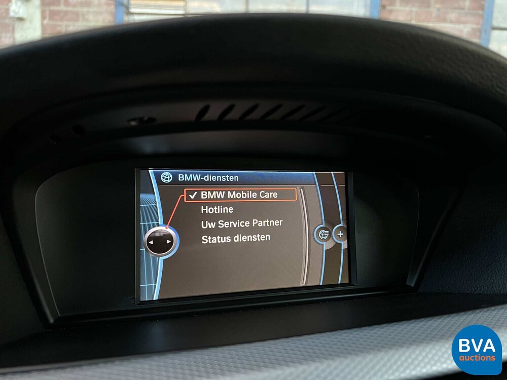 BMW 318i M-Sport 3er Reihe 143PS 2010 -Org. NL-, 98-LJH-2.