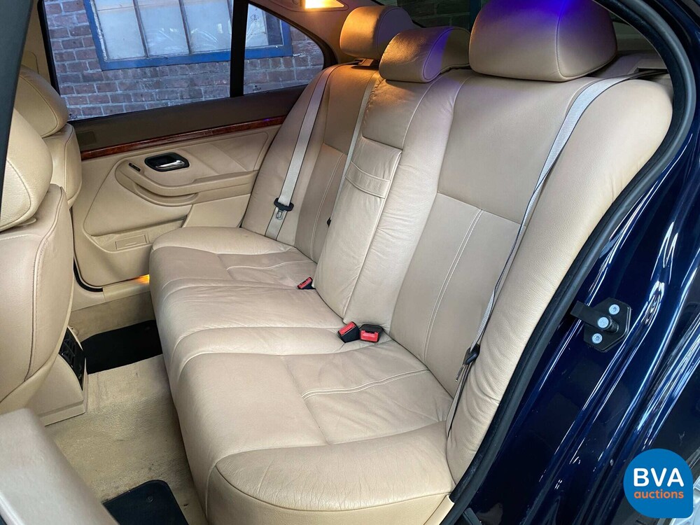 BMW Alpina B10 V8 E39 Limousine 347 PS 1998.