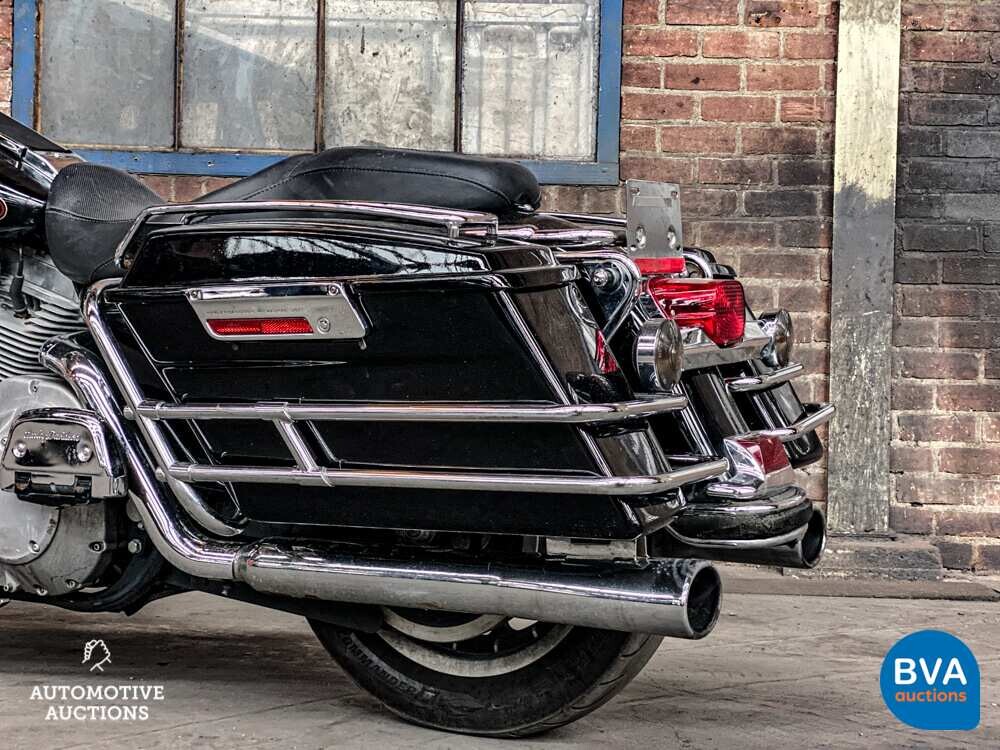 2002 Harley-Davidson FLHT Electra Glide Standard Cruiser 52 PS.