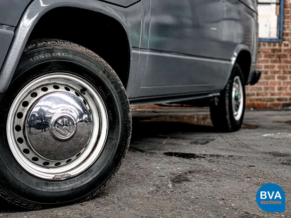 Volkswagen T3 Kleinbus 9 Personen 60pk 1980, GH-44-ZT.