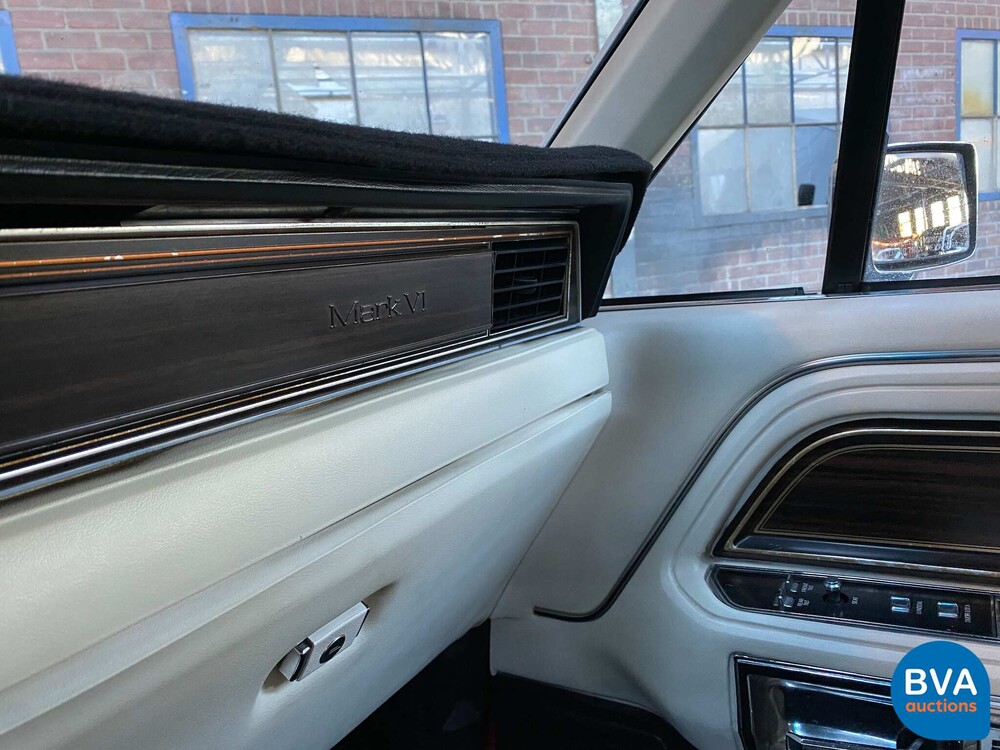 Lincoln Continental Mark VI 2D Coupé ''Bill Blass'' Edition 199PS 1982.