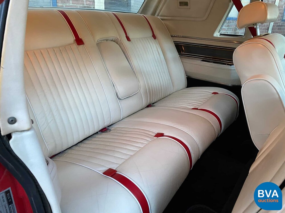 Lincoln Continental Mark VI 2D Coupé ''Bill Blass'' Edition 199PS 1982.