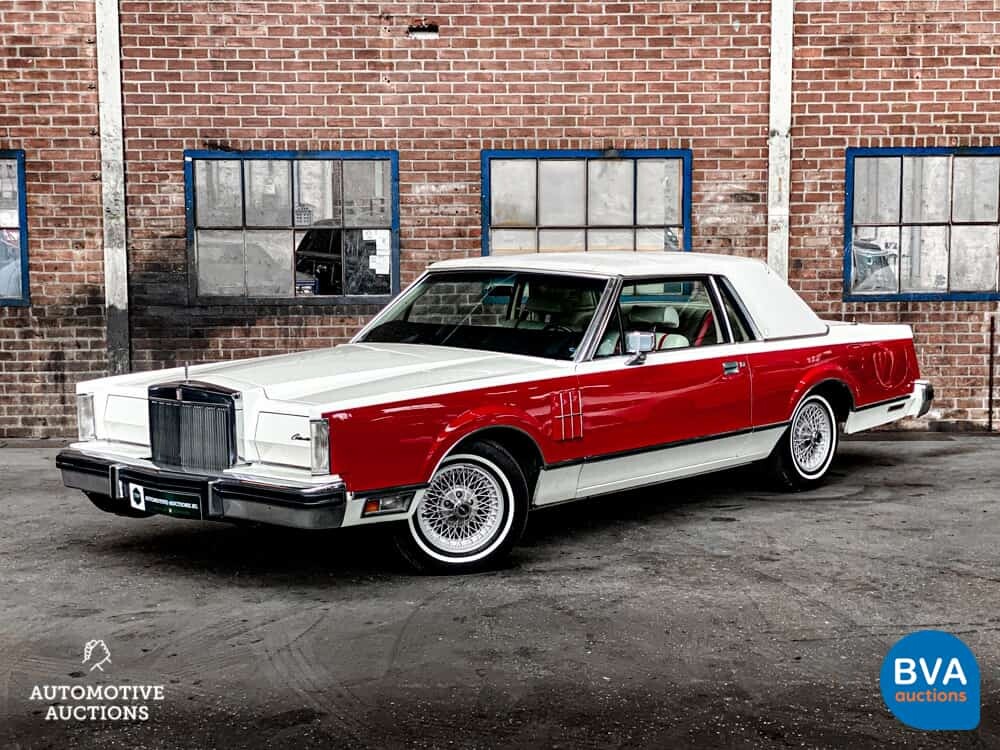 Lincoln Continental Mark VI 2D Coupé ''Bill Blass'' Edition 199PS 1982.