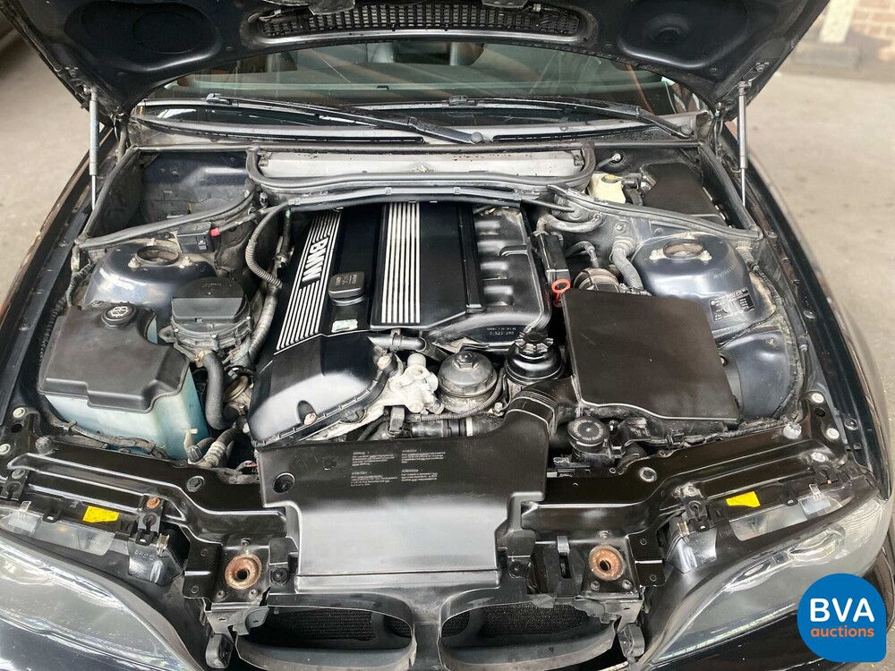 BMW 325Ci Executive Coupé 192pk 3er 2004, JK-513-X.