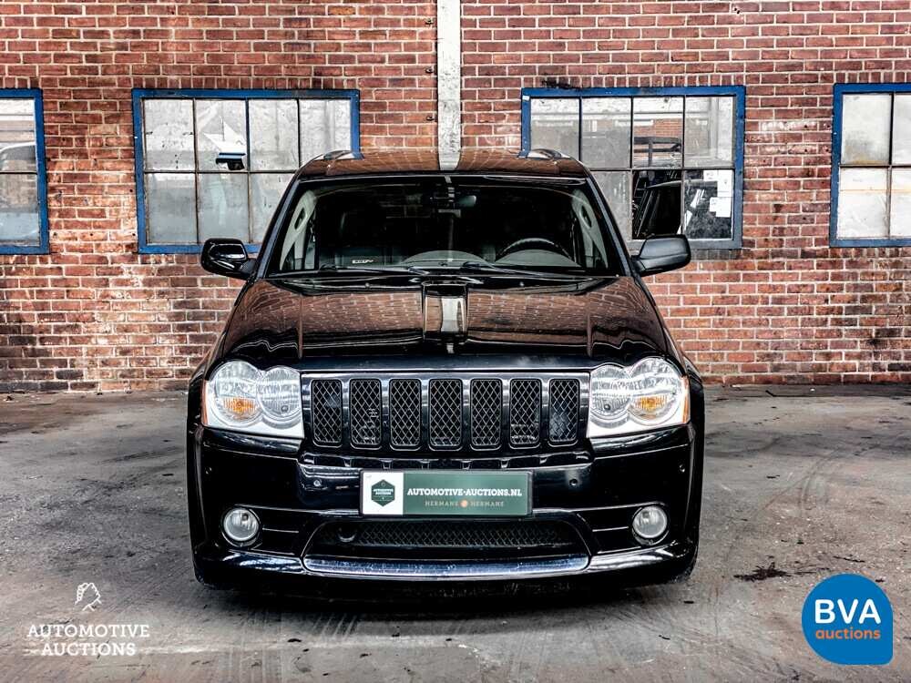Jeep Grand Cherokee SRT6.1 V8 2007, graue Zulassung.