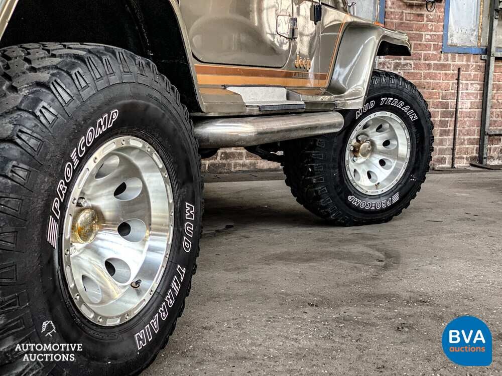 JeepWrangler 4.2 V6 Automatik 4WD 114PS 1988 -Org. NL-, VB-83-YR.