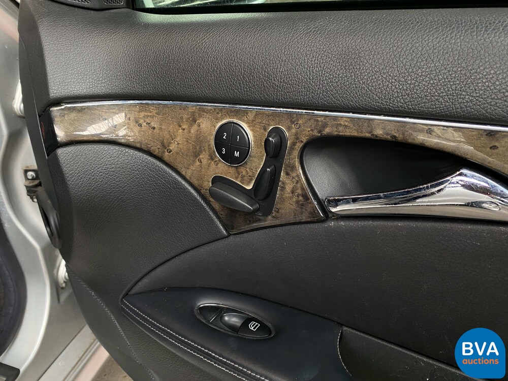 Mercedes-Benz E55 AMG 5.4 V8 E-Klasse 476 PS 2003, 42-LG-GK.