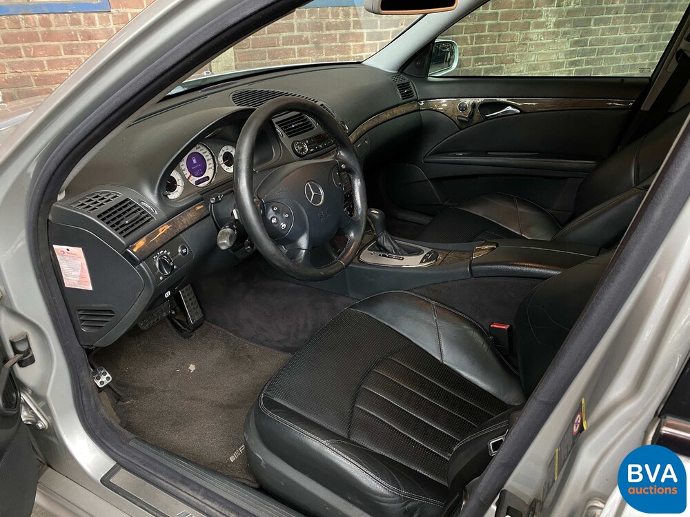 Mercedes-Benz E55 AMG 5.4 V8 E-Klasse 476 PS 2003, 42-LG-GK.