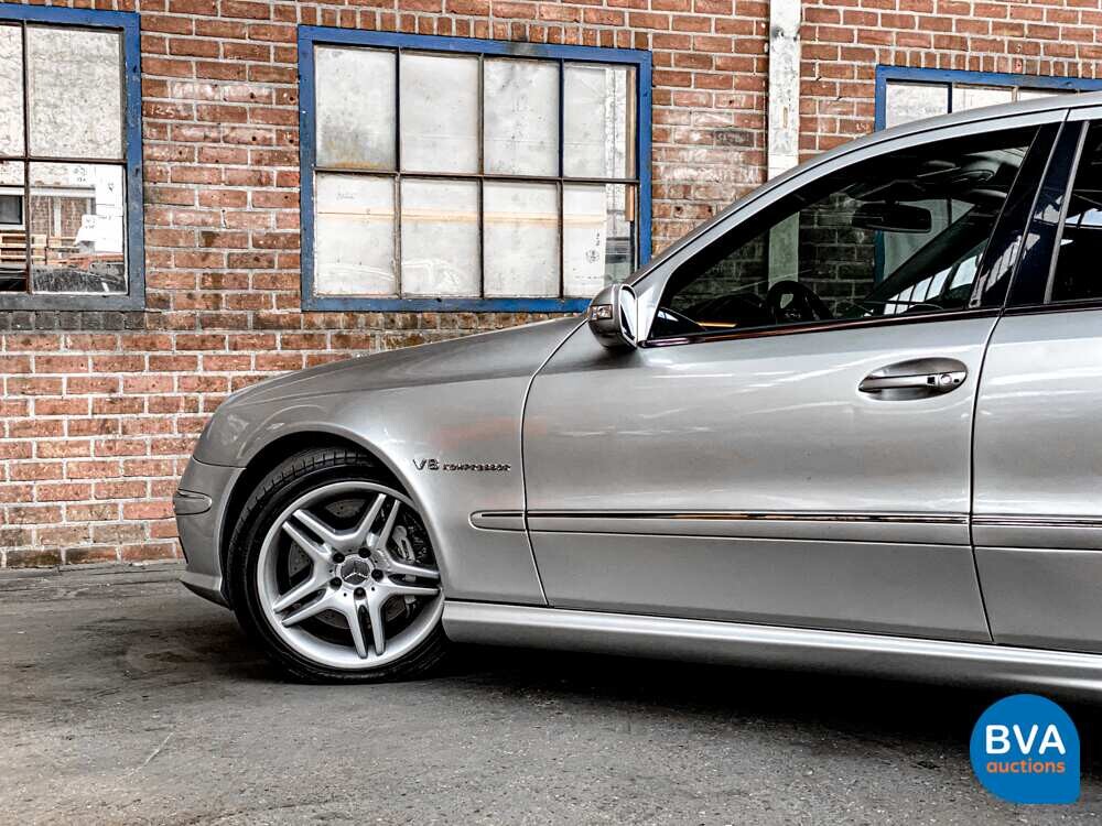 Mercedes-Benz E55 AMG 5.4 V8 E-Klasse 476 PS 2003, 42-LG-GK.