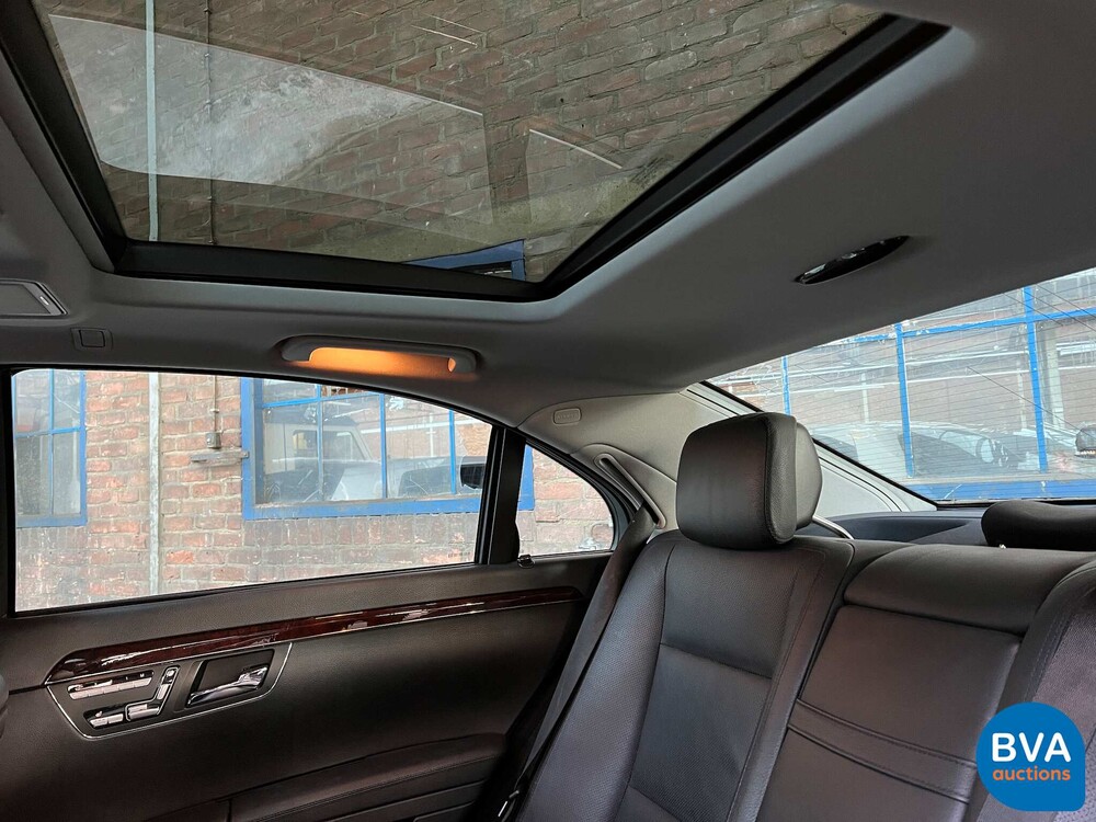 Mercedes-Benz S400 Hybrid LANG S-Klasse PRESTIGE PLUS Facelift 2010 279 PS, 70-NNT-2.