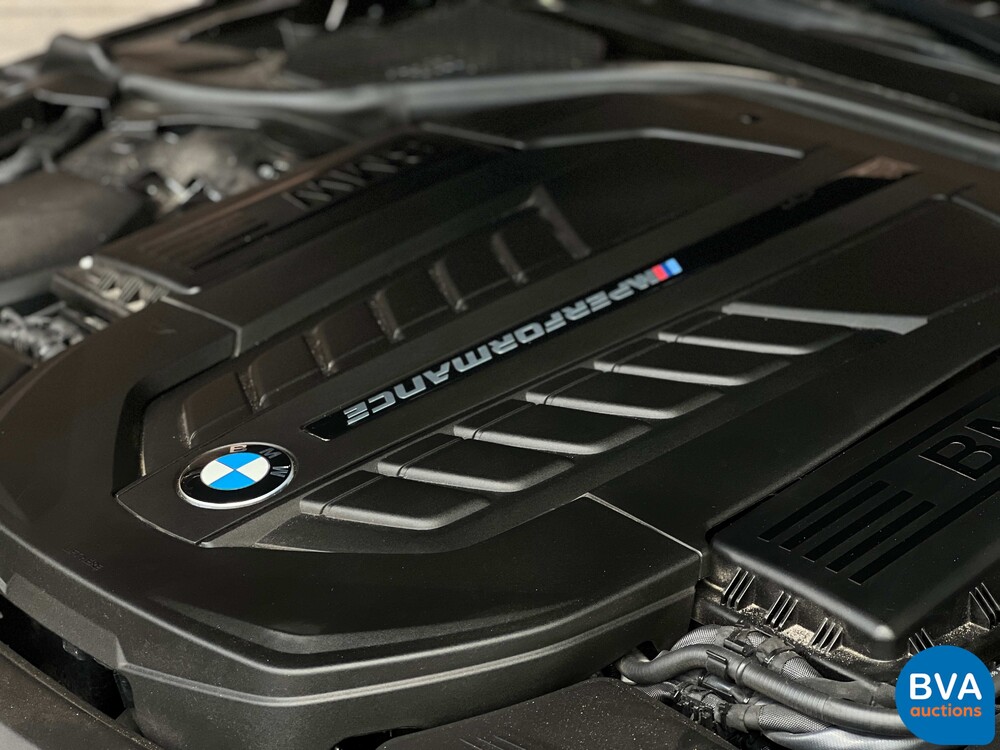 BMW M760Li xDrive M-Sport V12 7er LANG 609pk 2016 G12, L-128-BS.