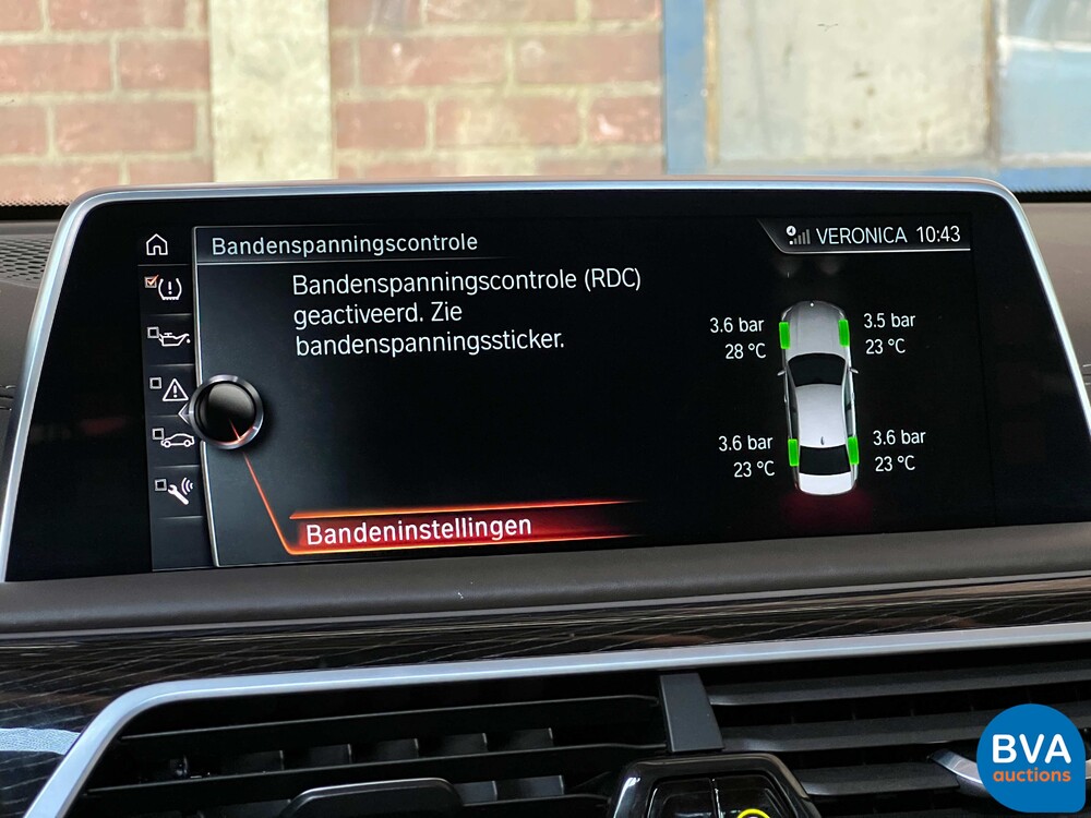 BMW M760Li xDrive M-Sport V12 7er LANG 609pk 2016 G12, L-128-BS.