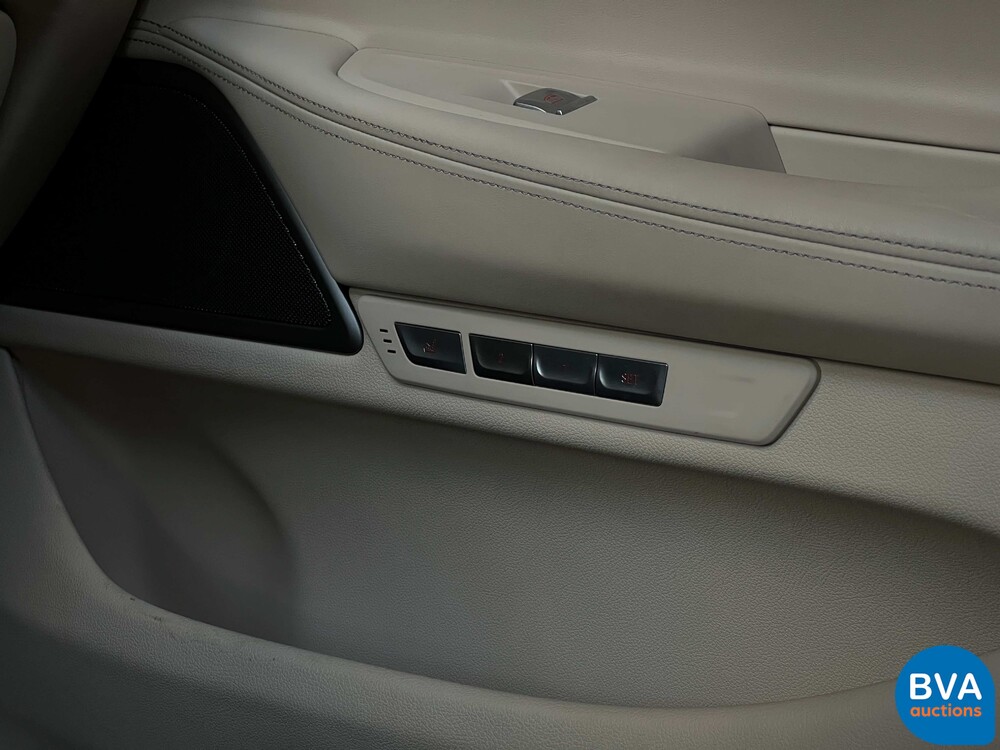 BMW M760Li xDrive M-Sport V12 7er LANG 609pk 2016 G12, L-128-BS.