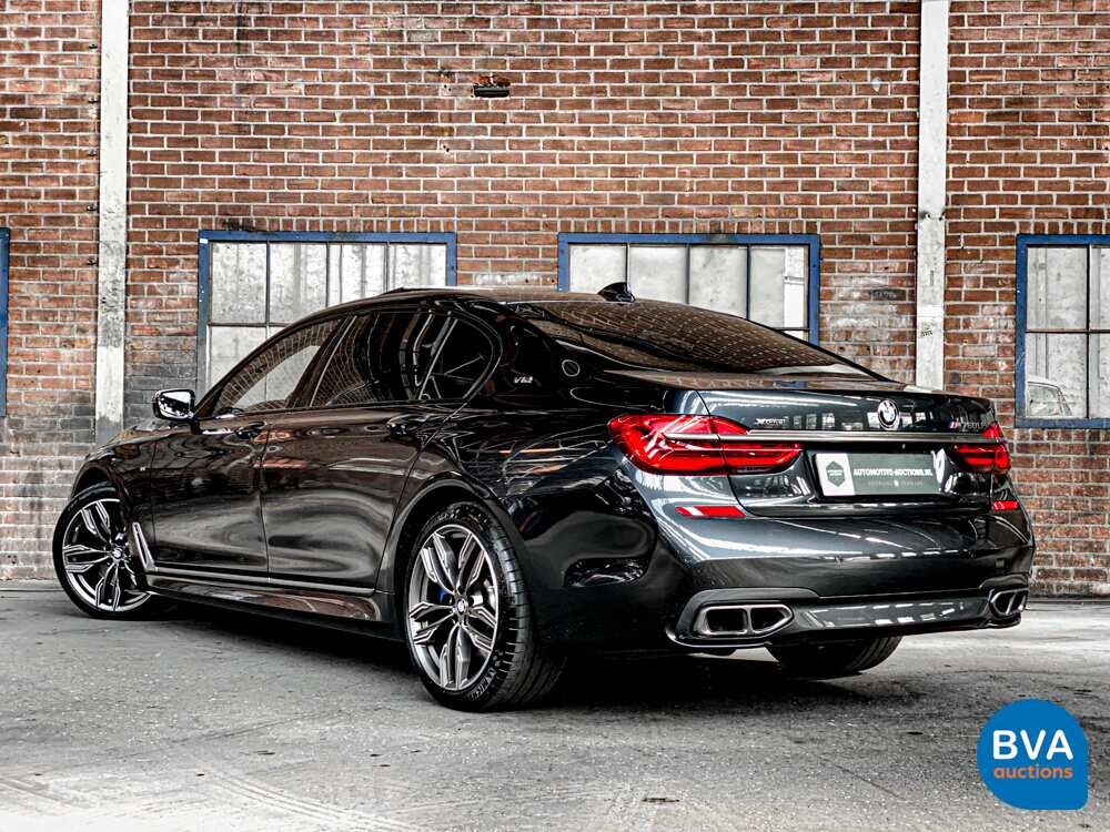 BMW M760Li xDrive M-Sport V12 7er LANG 609pk 2016 G12, L-128-BS.