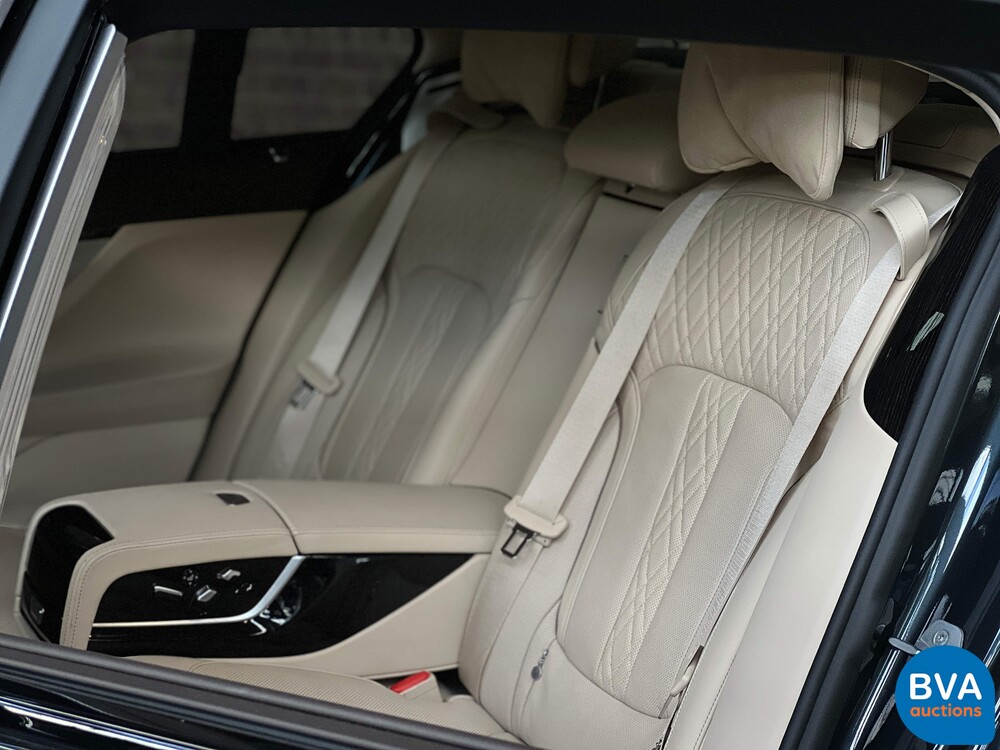 BMW M760Li xDrive M-Sport V12 7er LANG 609pk 2016 G12, L-128-BS.