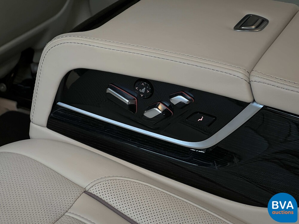 BMW M760Li xDrive M-Sport V12 7er LANG 609pk 2016 G12, L-128-BS.