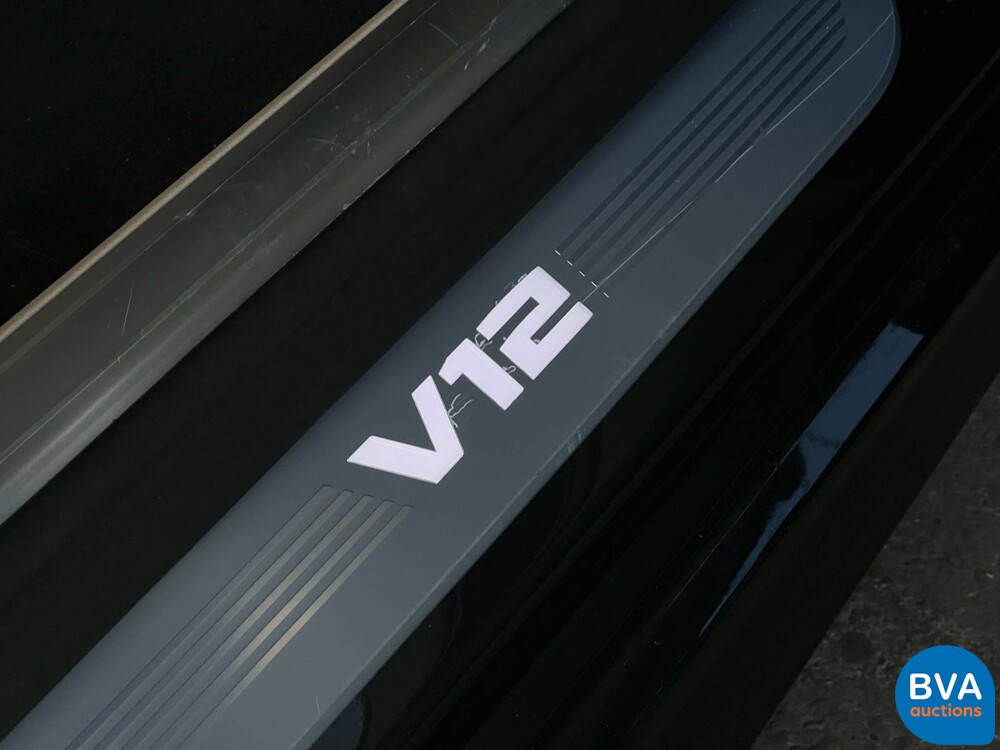 BMW M760Li xDrive M-Sport V12 7er LANG 609pk 2016 G12, L-128-BS.