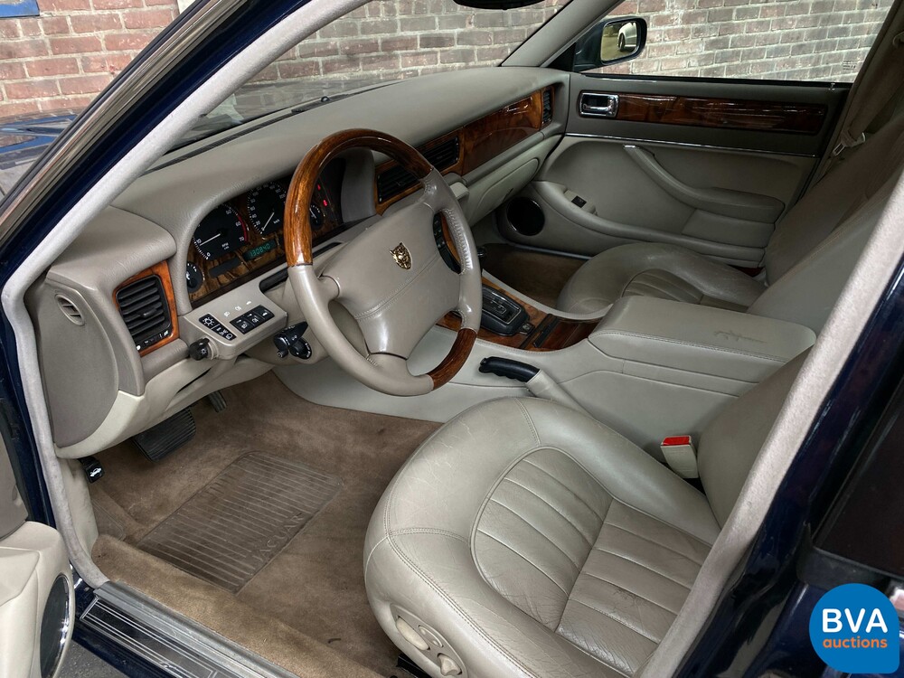 Jaguar XJ6 3.2 211 PS 1997.