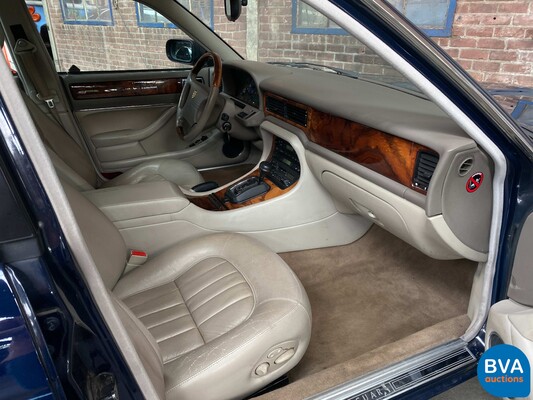Jaguar XJ6 3.2 211 hp 1997.