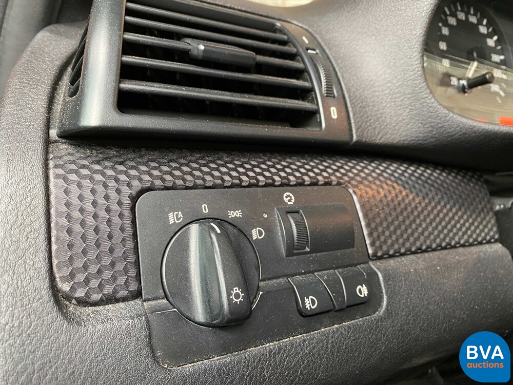 BMW 325Ti Compact M-Sport 3er Serie 192pk 2002, SF-065-B.