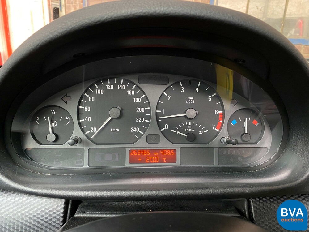 BMW 325Ti Compact M-Sport 3er Serie 192pk 2002, SF-065-B.