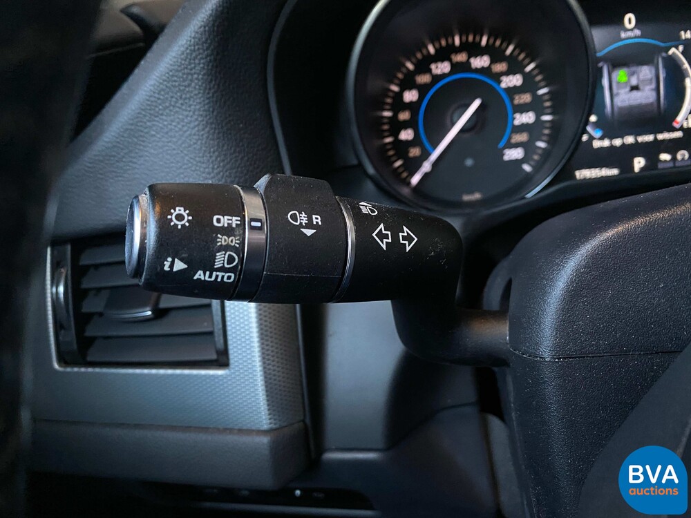 Jaguar XF2.0d 179 PS 2017, SR-372-R.