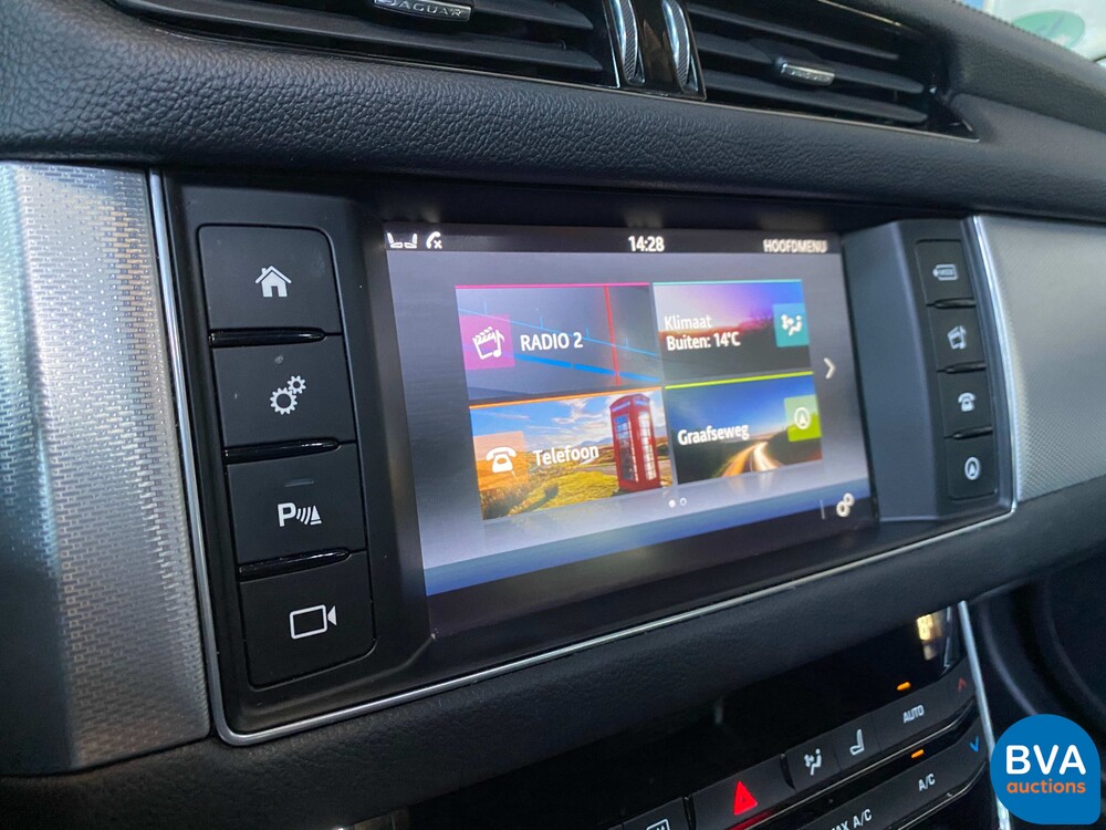 Jaguar XF2.0d 179 PS 2017, SR-372-R.