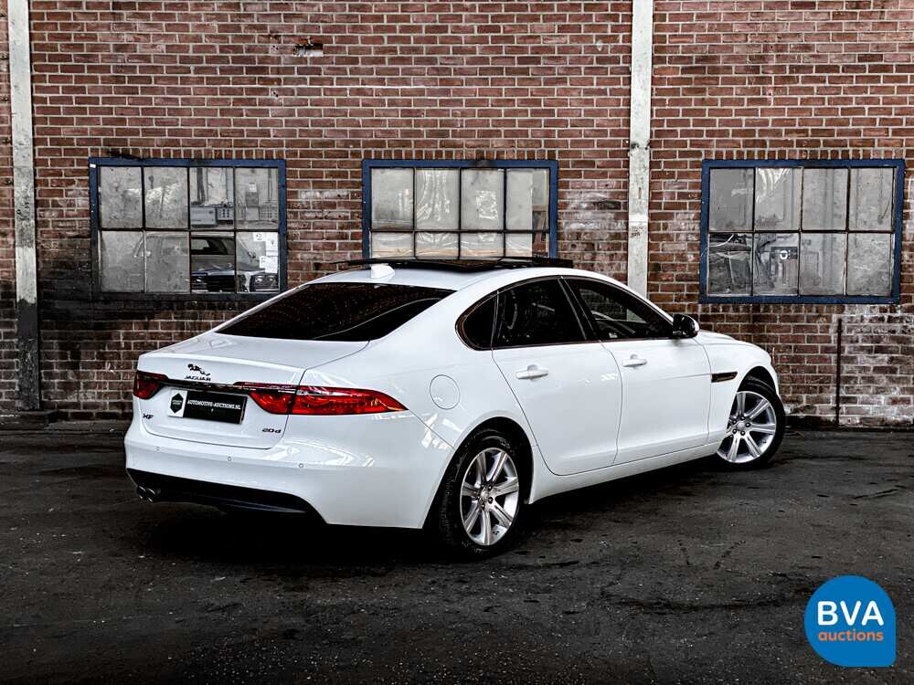 Jaguar XF2.0d 179 PS 2017, SR-372-R.