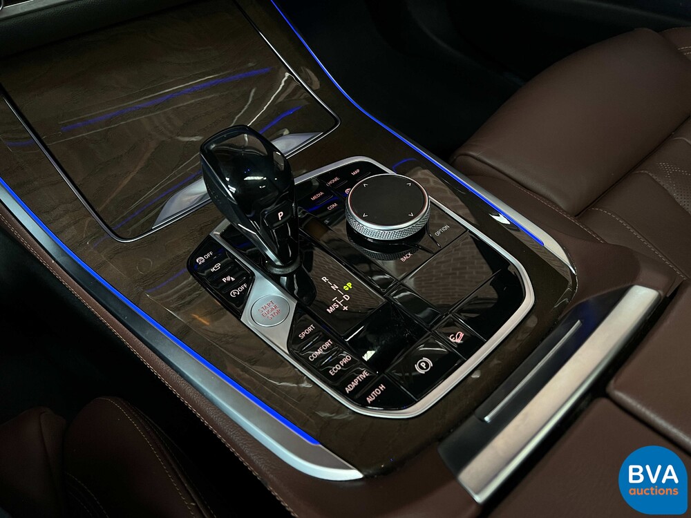 BMW X5 xDrive40i M-Sport High Executive 340PS 2019 -Org. NL-, XV-406-B.