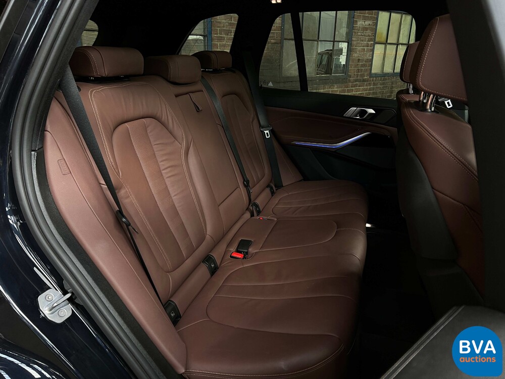 BMW X5 xDrive40i M-Sport High Executive 340PS 2019 -Org. NL-, XV-406-B.