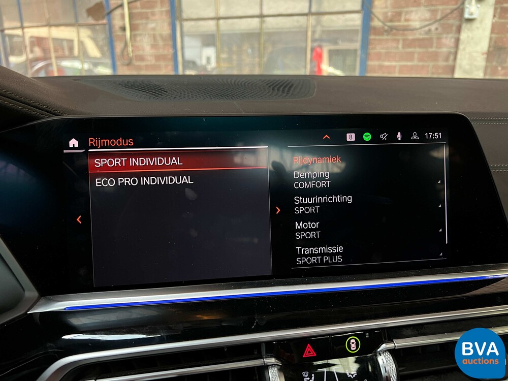 BMW X5 xDrive40i M-Sport High Executive 340PS 2019 -Org. NL-, XV-406-B.