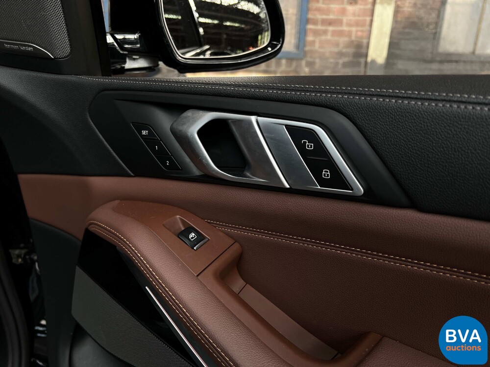 BMW X5 xDrive40i M-Sport High Executive 340PS 2019 -Org. NL-, XV-406-B.