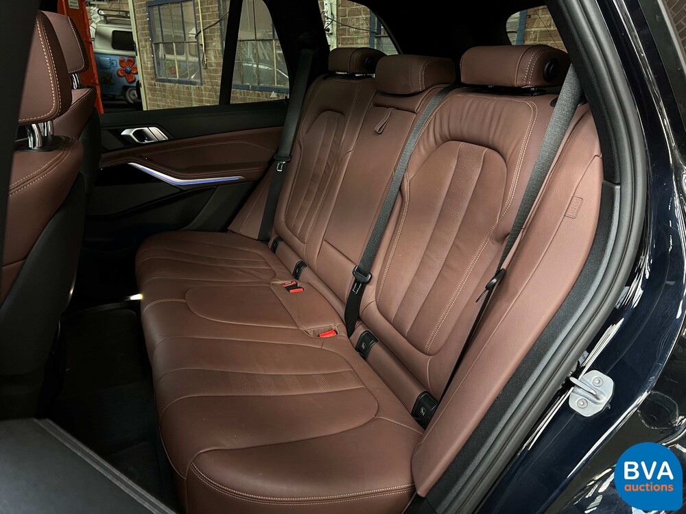 BMW X5 xDrive40i M-Sport High Executive 340PS 2019 -Org. NL-, XV-406-B.