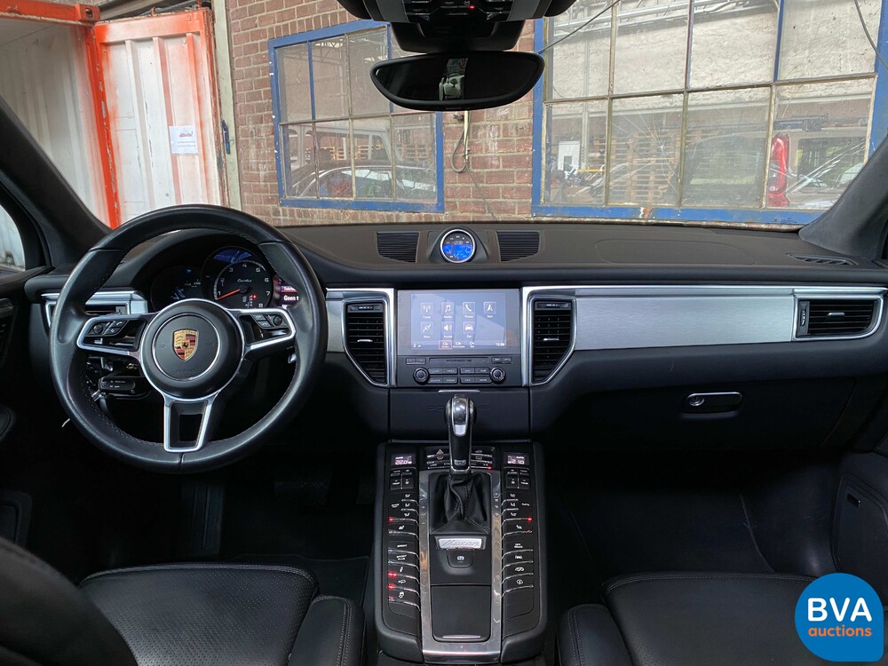 Porsche Macan Turbo Sportchrono 400PS FACELIFT 2016 -Org. NL-, KD-424-R.