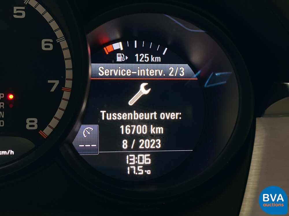 Porsche Macan Turbo Sportchrono 400PS FACELIFT 2016 -Org. NL-, KD-424-R.