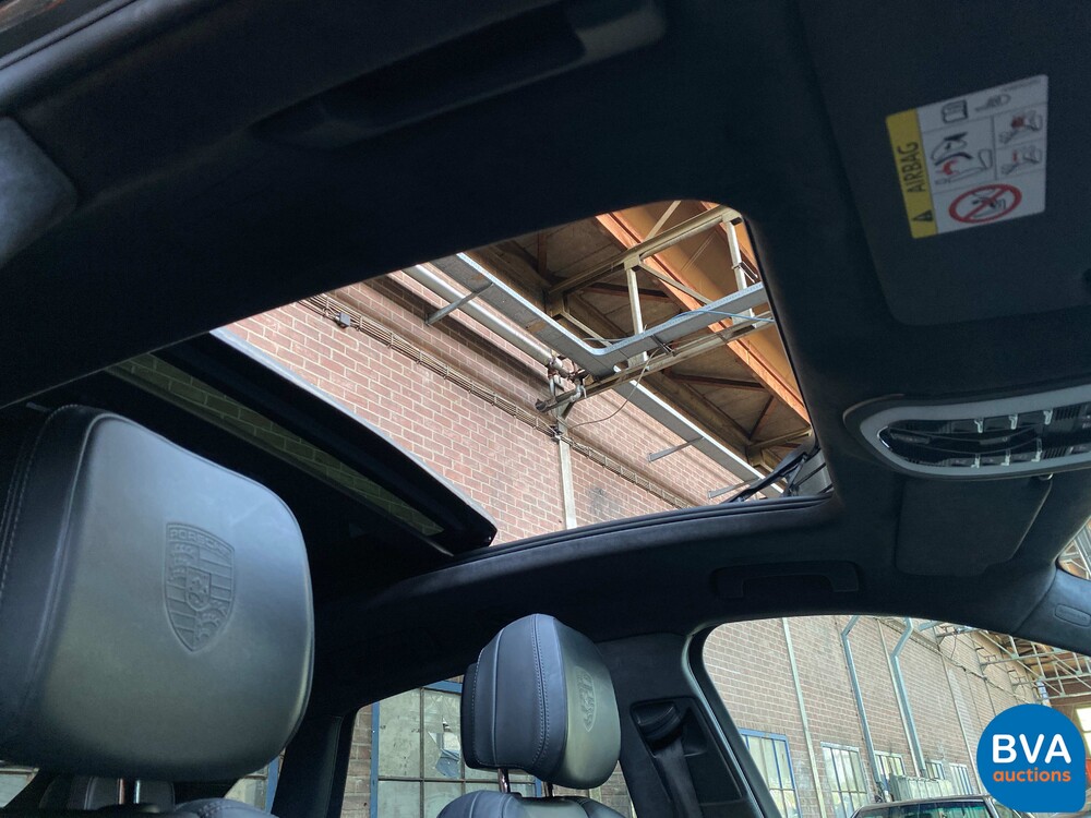 Porsche Macan Turbo Sportchrono 400PS FACELIFT 2016 -Org. NL-, KD-424-R.