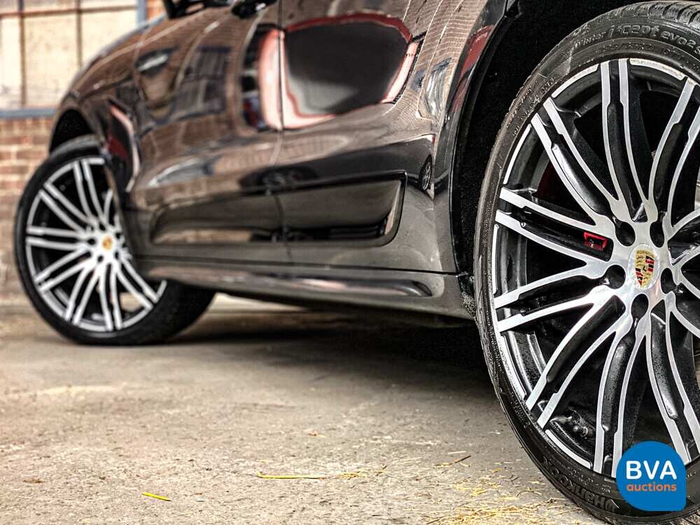 Porsche Macan Turbo Sportchrono 400PS FACELIFT 2016 -Org. NL-, KD-424-R.